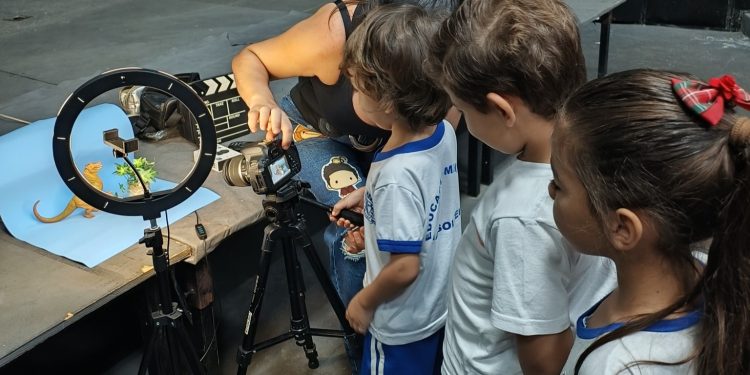 Projeto de cinema é realizado na EMEI Juliana Pimentel Barakat