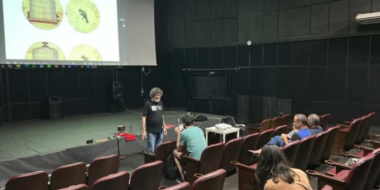 Ponto MIS realiza oficina de cinema com celular em Ilha Solteira