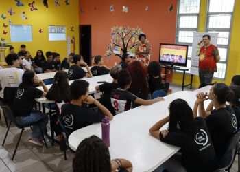 Bate-papo na Biblioteca de Ilha Solteira destaca escrevivências negras e o poder da autonarrativa