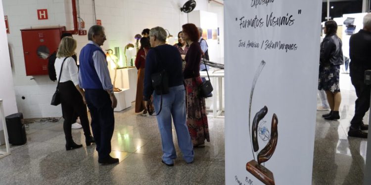 Exposição “Formatos Visuais” é aberta no Cine Paiaguás