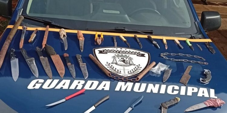 Guarda Municipal de Ilha Solteira apreende 30 armas brancas no primeiro quadrimestre de 2026