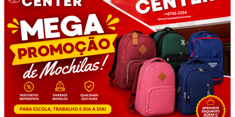 Mochilas em promoção na Center Papelaria
