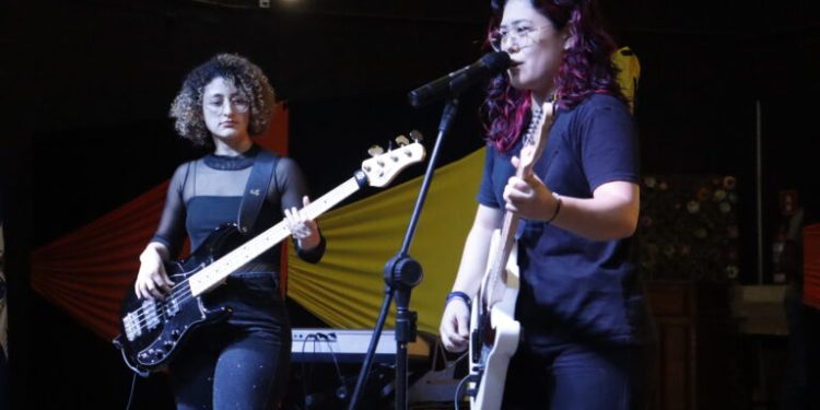 Triagem ao vivo define participantes da Noite Ilhense do 50º Festival de MPB